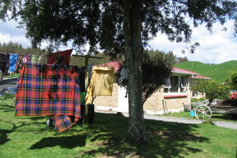 Photo of property in 39 Okere Road, Okere Falls, Rotorua, 3074