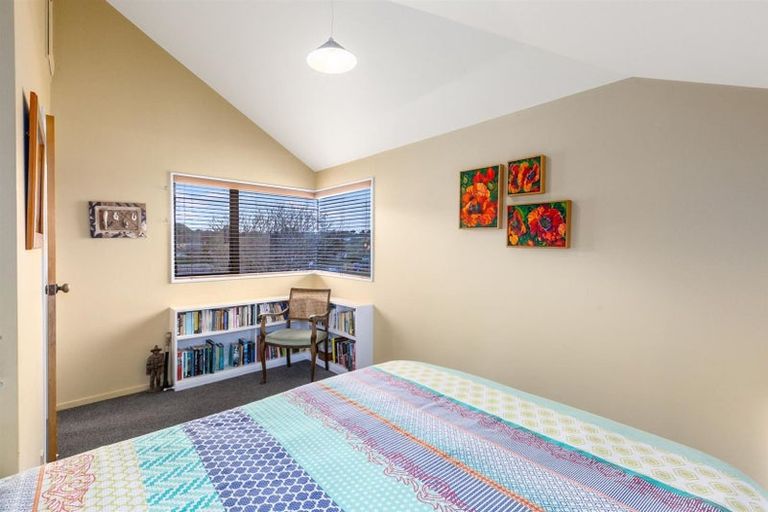 Photo of property in 44 Discovery Drive, Whitby, Porirua, 5024