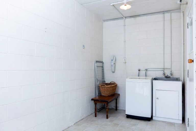 Photo of property in 103b Milton Terrace, Picton, 7220