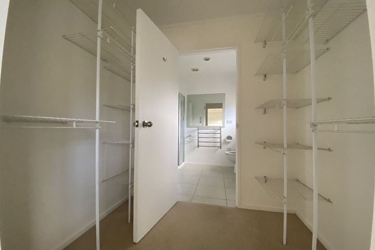 Photo of property in 2/90 Nile Road, Milford, Auckland, 0620