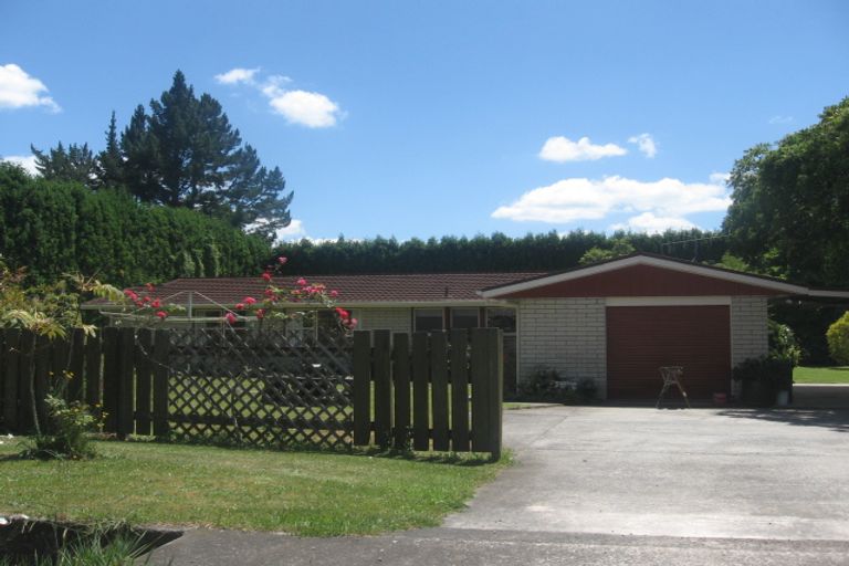 Photo of property in 4 Bayly Road, Te Puke, 3183
