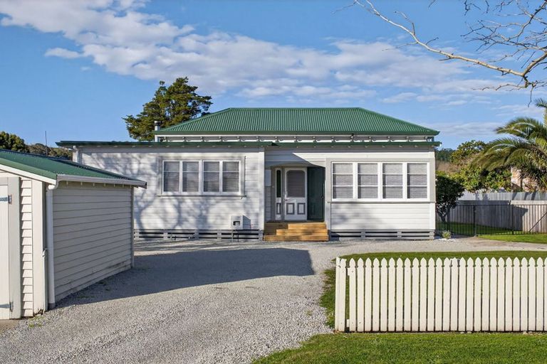 Photo of property in 87 Ormond Road, Whataupoko, Gisborne, 4010