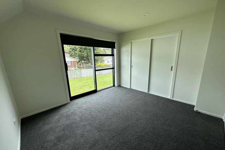 Photo of property in 7/7 Wainuiomata Road, Wainuiomata, Lower Hutt, 5014