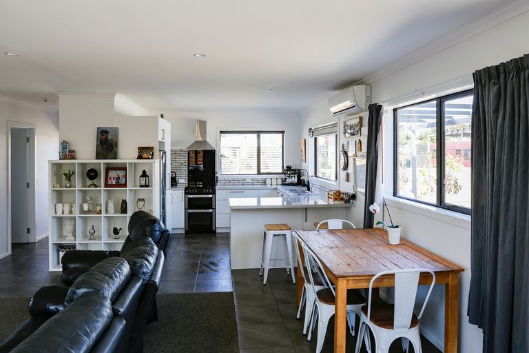 Photo of property in 43 Cobblestone Road, Kakanui, Oamaru, 9495