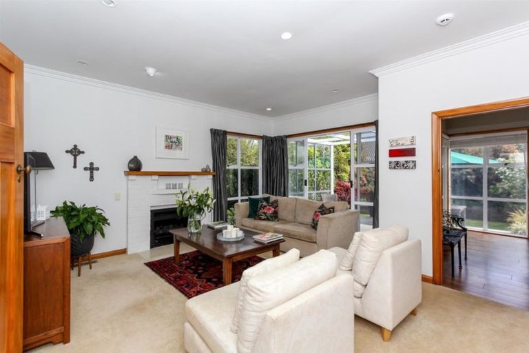 Photo of property in 29 Rogan Street, New Plymouth, 4310