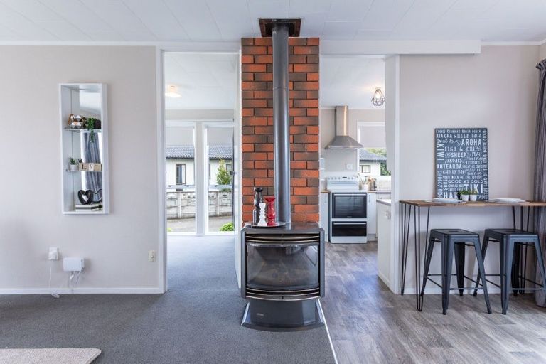 Photo of property in 20 Ruahine Street, Dannevirke, 4930