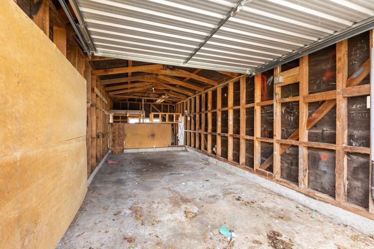 Photo of property in 75 Wrantage Street, Westown, New Plymouth, 4310