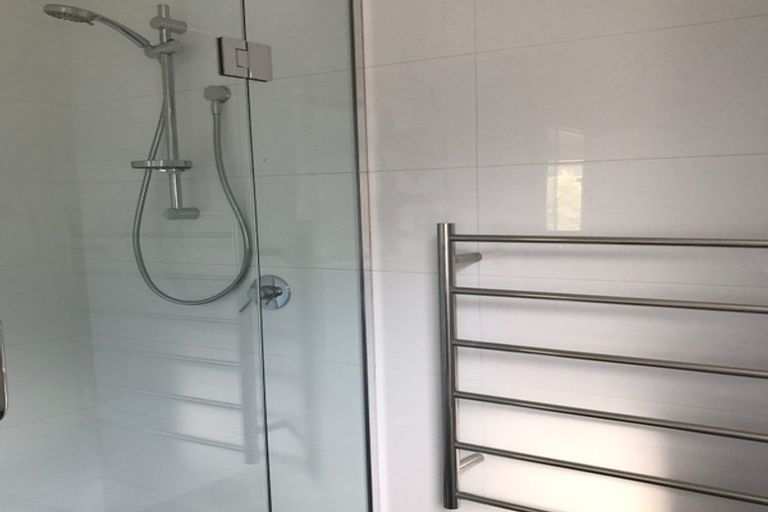 Photo of property in 1/22 Don Croot Street, Morningside, Auckland, 1021