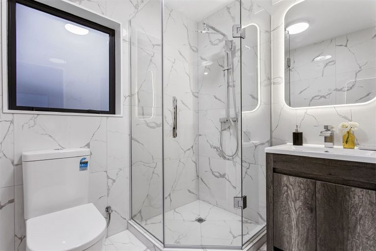 Photo of property in 147d Rathgar Road, Henderson, Auckland, 0610