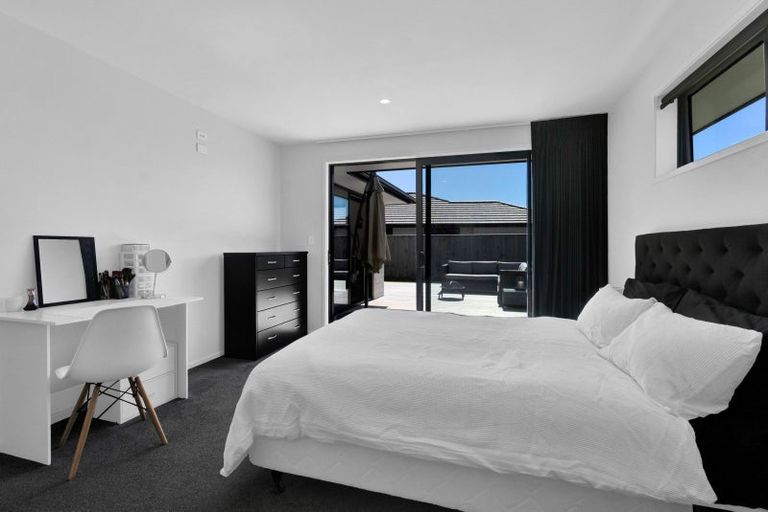 Photo of property in 44 Aratapu Street, Waitara, 4320