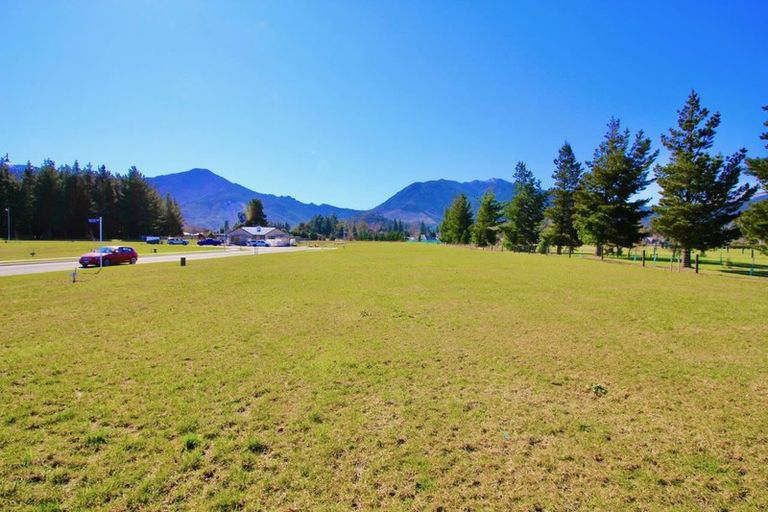 Photo of property in 16 William Jones Place, Hanmer Springs, 7334