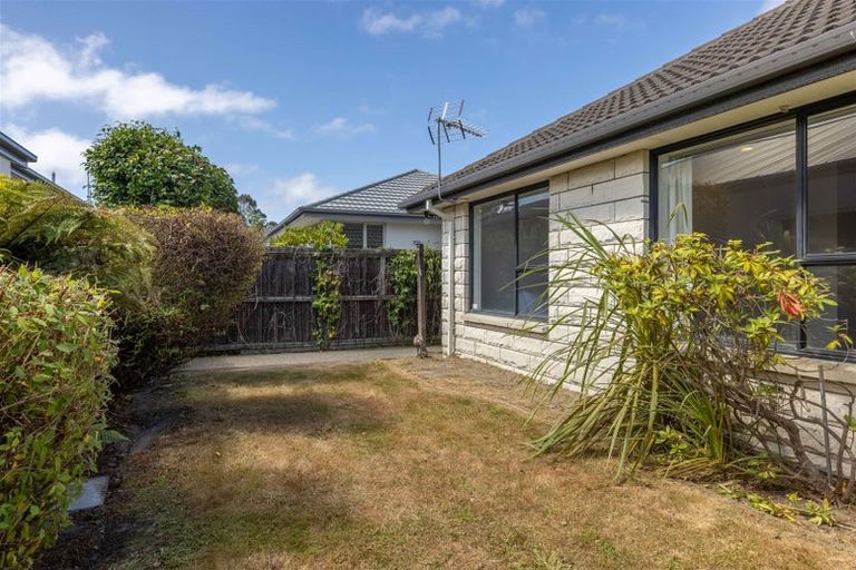 Photo of property in 1/6 Chardale Street, Avondale, Christchurch, 8061