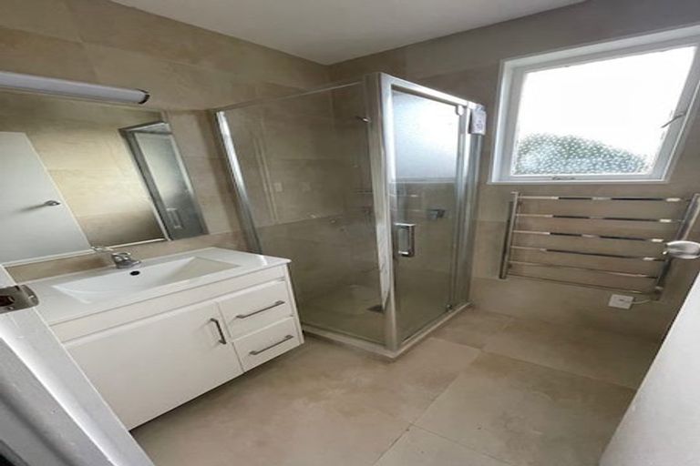 Photo of property in 4 Utting Street, Birkdale, Auckland, 0626