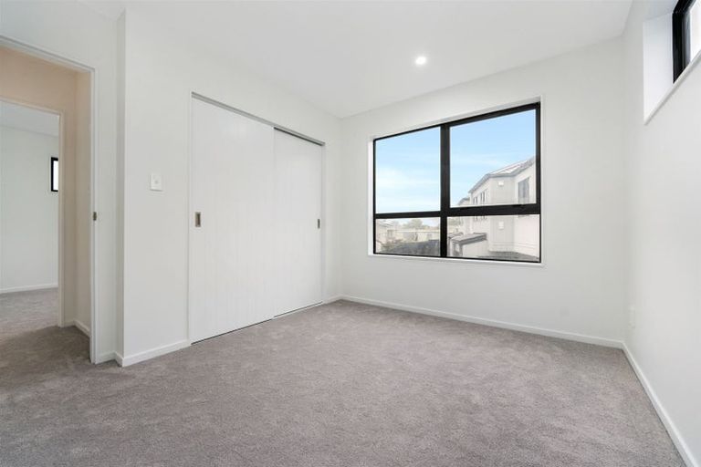 Photo of property in 19a Farwood Drive, Henderson, Auckland, 0612