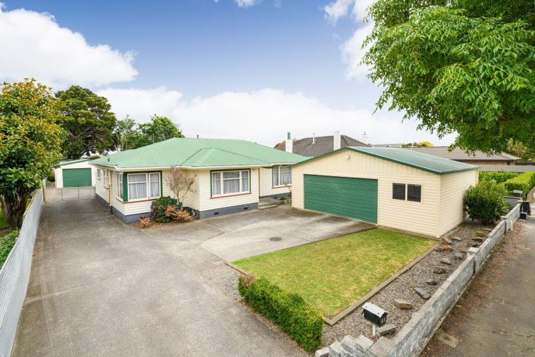 Photo of property in 23 Limbrick Street, Terrace End, Palmerston North, 4410