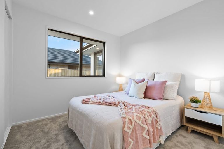 Photo of property in 6 Grimwood Street, Woodend, 7610