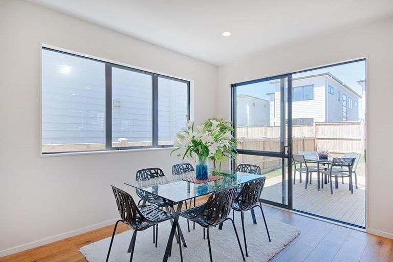 Photo of property in 45 Greenfinch Road, Hobsonville, Auckland, 0616