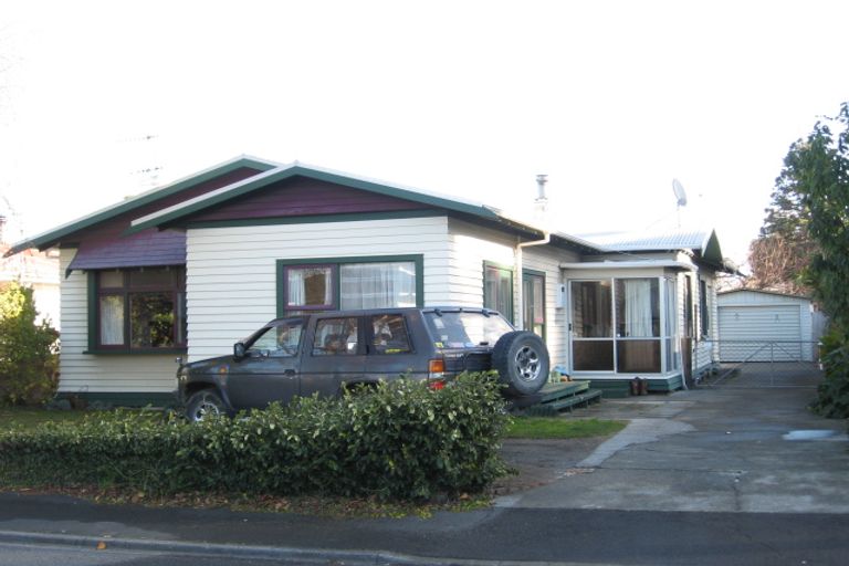 Photo of property in 2 Roach Street, Marewa, Napier, 4110