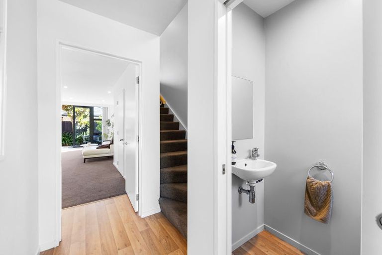 Photo of property in 71b Mandeville Street, Riccarton, Christchurch, 8011