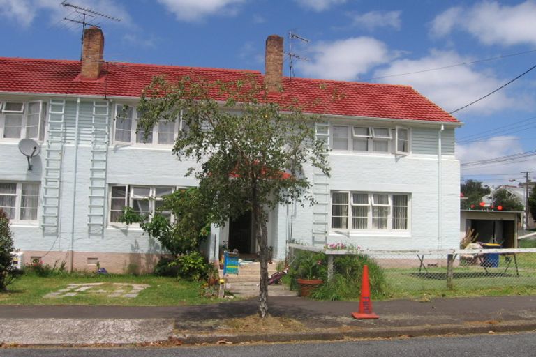 Photo of property in 3/2a Domain Street, Devonport, Auckland, 0624