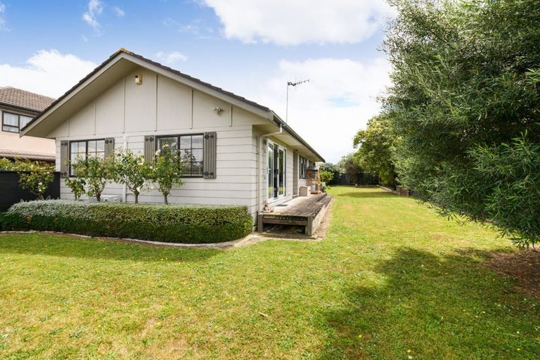 Photo of property in 57 Raglan Avenue, Cloverlea, Palmerston North, 4412