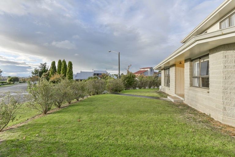 Photo of property in 1a Reeve Drive, Havelock North, 4130