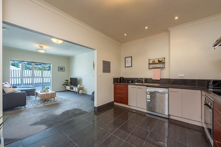 Photo of property in 72 Webb Street, Te Aro, Wellington, 6011