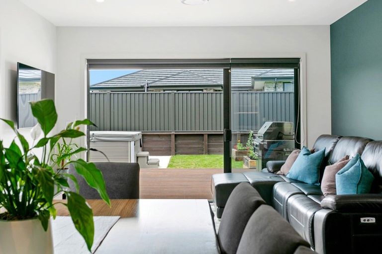 Photo of property in 17 Harakeke Drive, Wharewaka, Taupo, 3330