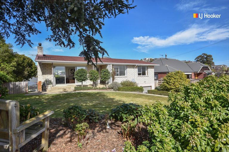 Photo of property in 46 Gladstone Road North, Mosgiel, 9024