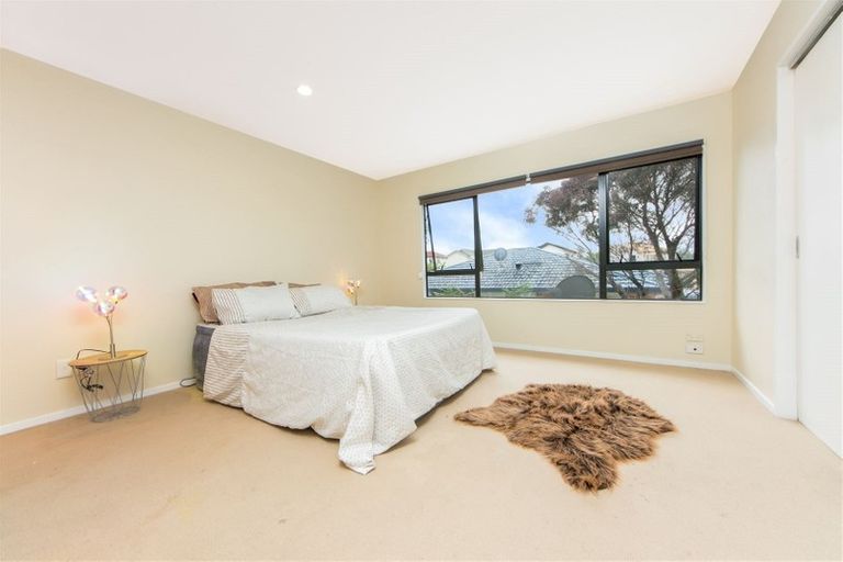 Photo of property in 3/31 Lucienne Drive, Ranui, Auckland, 0612