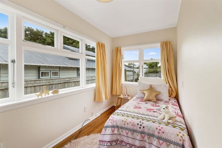 Photo of property in 2 Tringham Street, Karori, Wellington, 6012