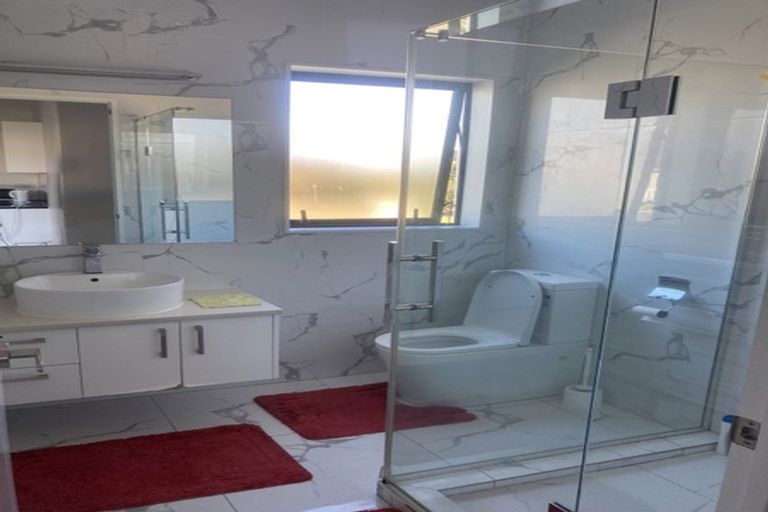 Photo of property in 74 Clemow Road, Fitzroy, New Plymouth, 4312