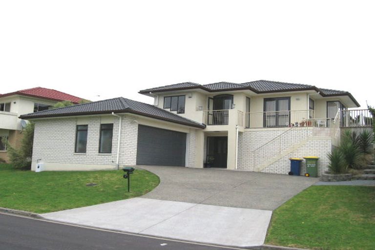 Photo of property in 6 Cinnabar Place, Westgate, Auckland, 0614