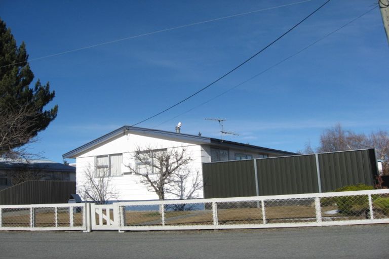 Photo of property in 20 Hopkins Road, Twizel, 7901