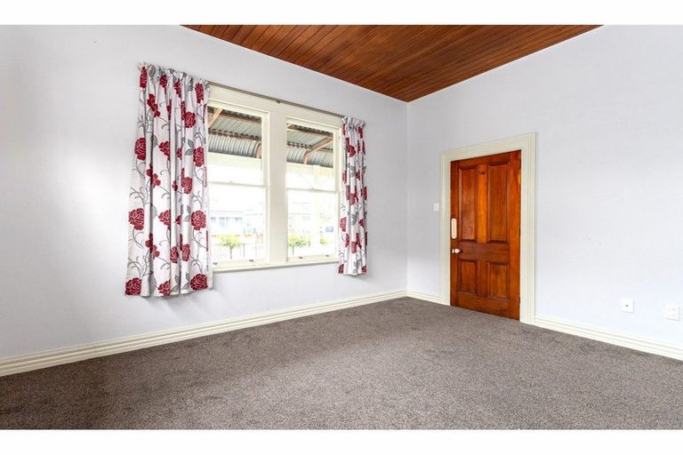 Photo of property in 14 Raymond Street, West End, Timaru, 7910