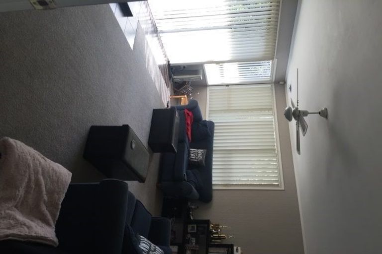 Photo of property in 77 Advene Road, Cockle Bay, Auckland, 2014