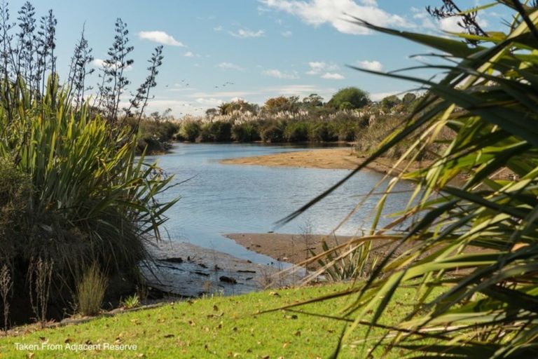 Photo of property in 4d Chadwick Road, Greerton, Tauranga, 3112