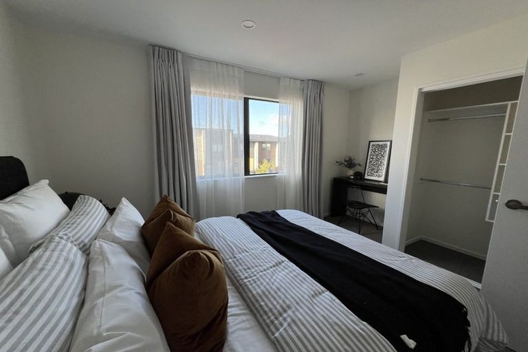 Photo of property in 341 Glengarry Road, Glen Eden, Auckland, 0602