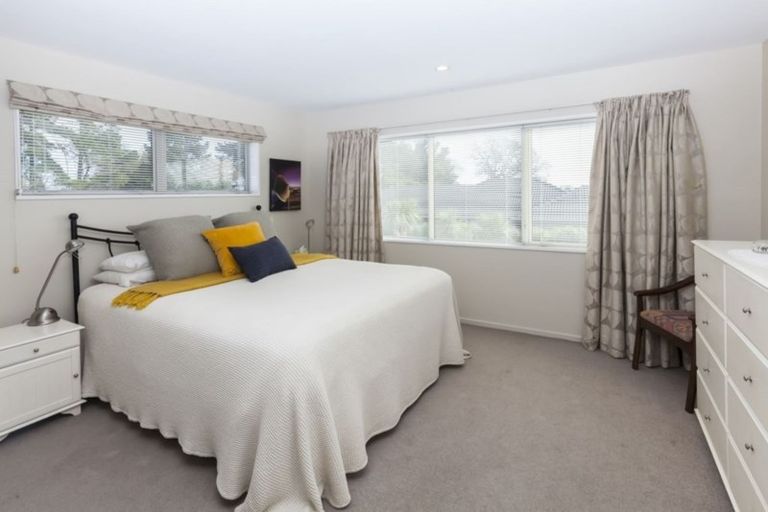 Photo of property in 4 Seager Lane, Hillmorton, Christchurch, 8024