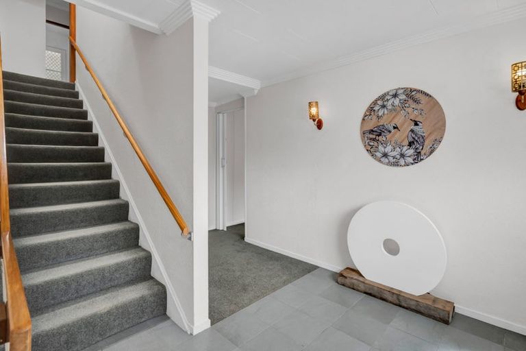 Photo of property in 4/1 Gilbert Street, New Plymouth, 4310