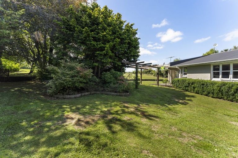 Photo of property in 1812 Opunake Road, Mahoe, Hawera, 4679