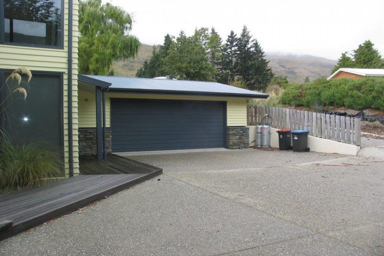 Photo of property in 61 Wesney Terrace, Kingston, Athol, 9793