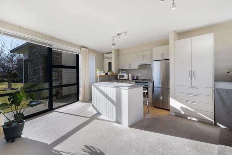 Photo of property in 40 Kelliher Drive, Wanaka, 9305