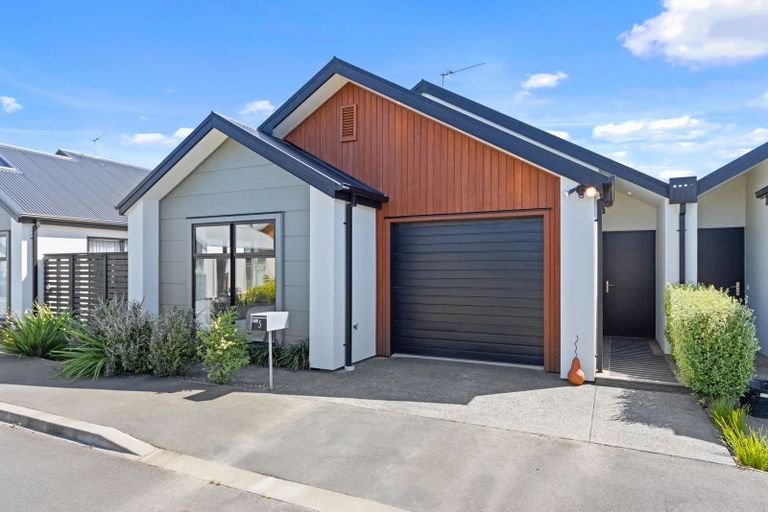 Photo of property in 5 Earhart Lane, Wigram, Christchurch, 8042