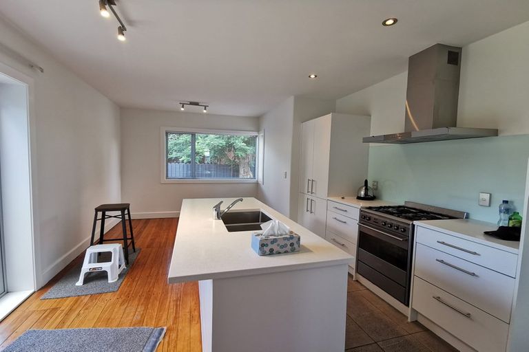 Photo of property in 111 Memorial Avenue, Burnside, Christchurch, 8053