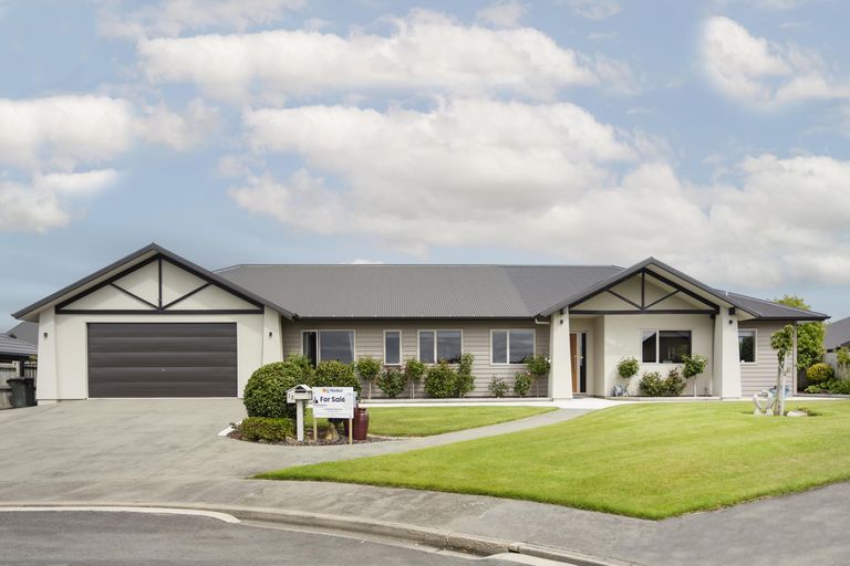 Photo of property in 12 North Ridge Drive, Oamaru North, Oamaru, 9400