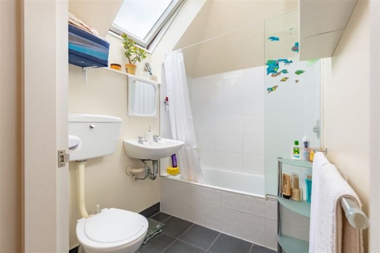 Photo of property in 28 Mcbain Grove, Avalon, Lower Hutt, 5011