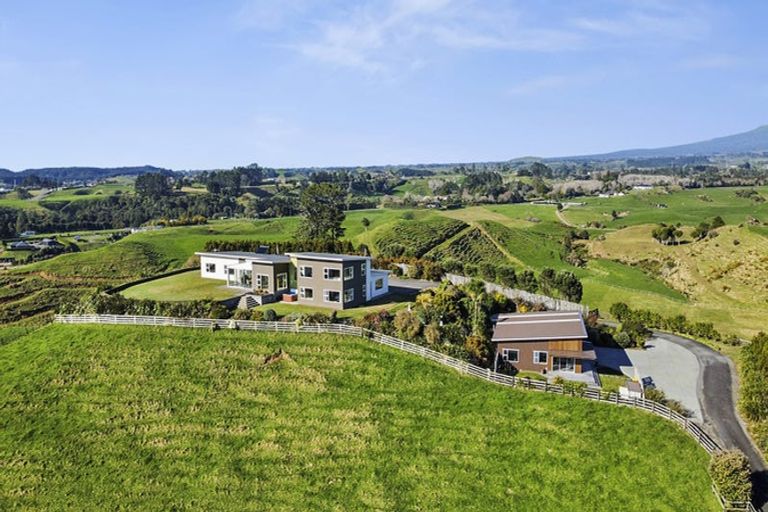 Photo of property in 62 Atkinson Road, Hurworth, New Plymouth, 4371