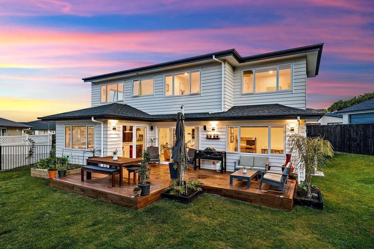 Photo of property in 11 Dida Park Drive, Kumeu, 0810