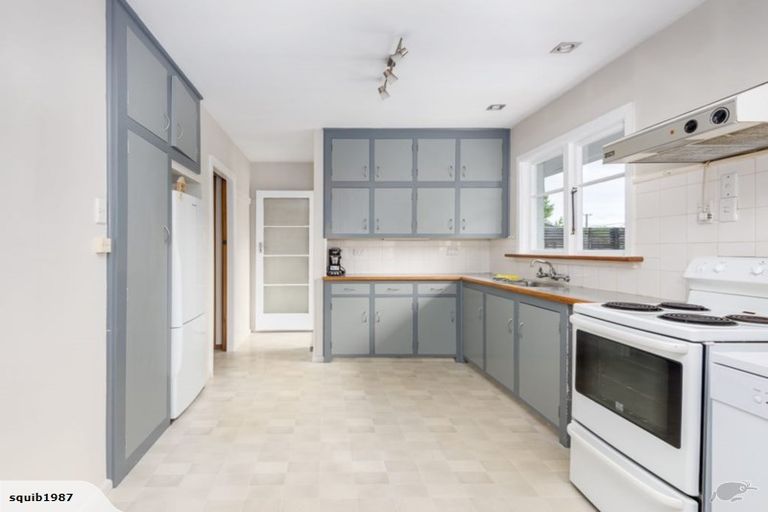 Photo of property in 1 Dalton Place, Burnside, Christchurch, 8053